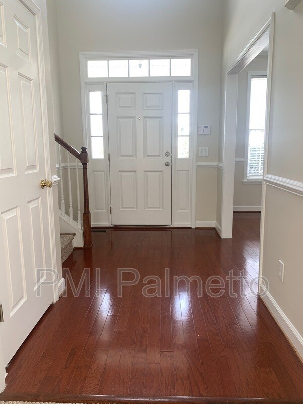 Building Photo - 242 Hodson Hall Dr