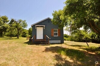 Building Photo - 1866 Old Mineral Wells Hwy