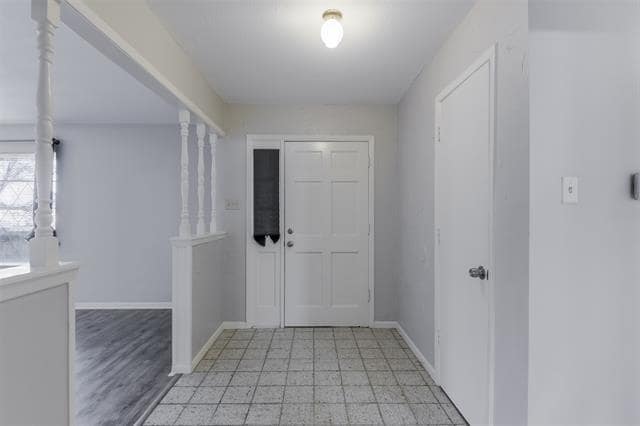 Building Photo - 105 Stiles Dr