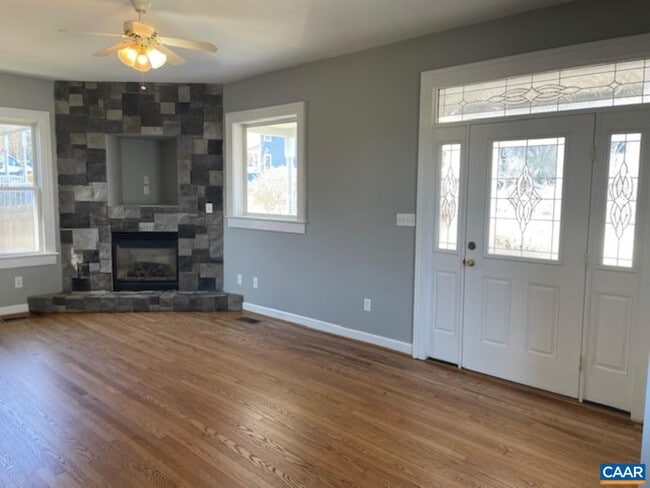 Building Photo - 1414 Midland St