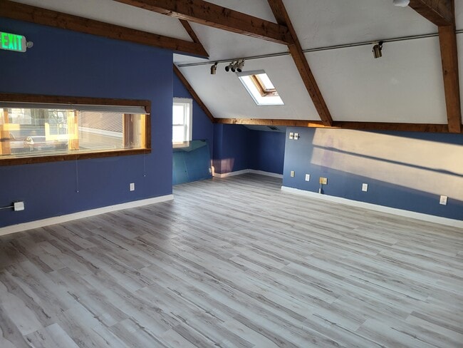 Building Photo - 112 Lafayette Rd