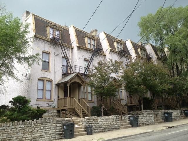 Primary Photo - 2267 Vine St