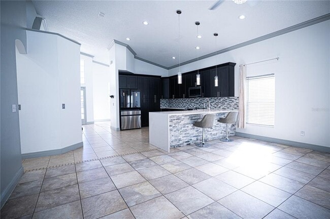 Foto del edificio - 546 Bloomingdale Dr