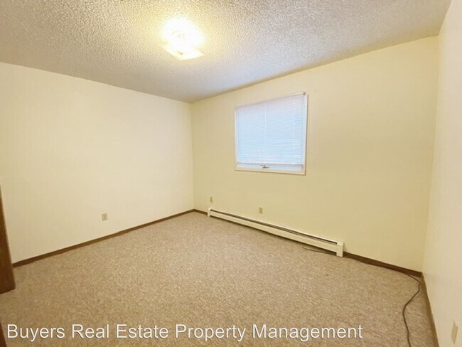 Building Photo - 8531 Shrub Ct