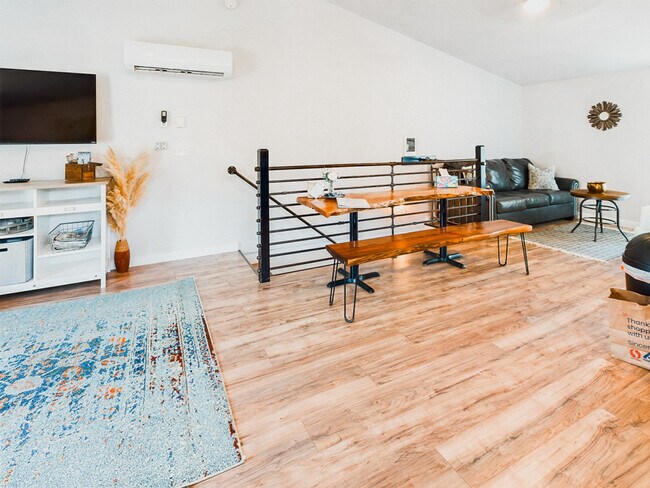 Foto del edificio - 33010 Fircreek Ln