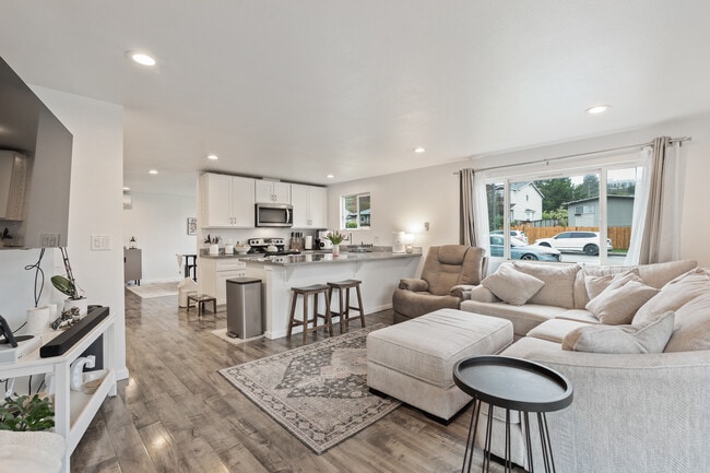 Foto del edificio - 4817 N Vassault Dr