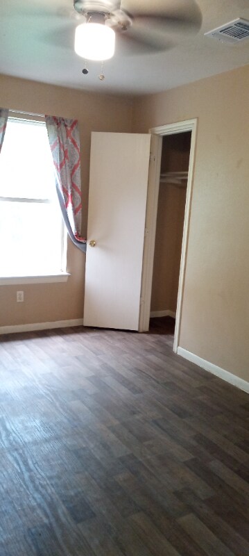 Foto del edificio - 6737 Brothers Ln
