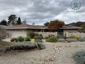 Building Photo - 7073 Fairway Pl