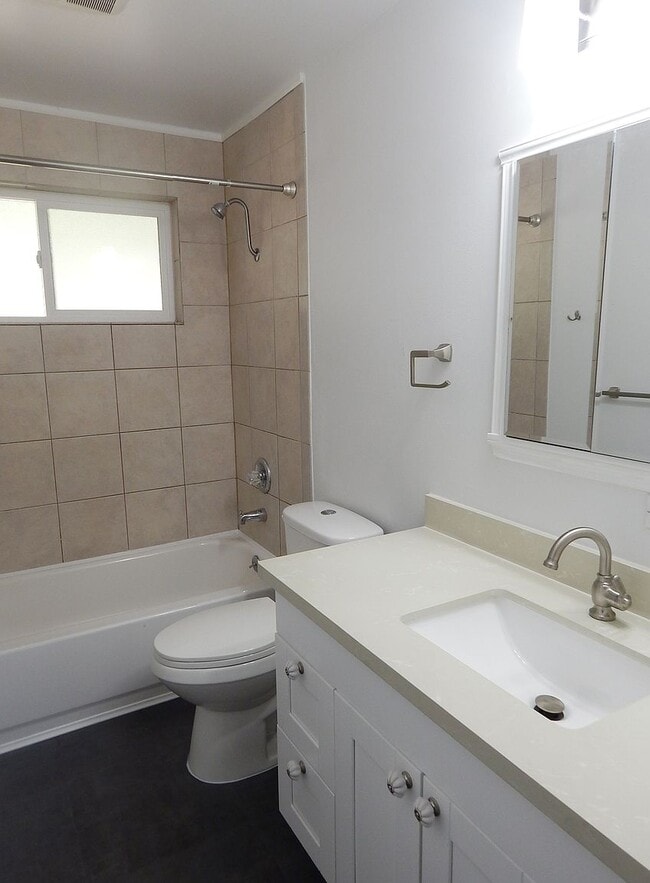 Foto del edificio - 2438 138th Ave SE