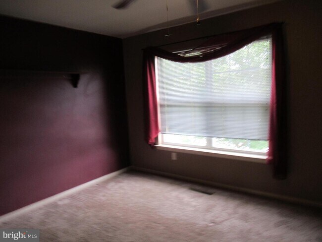 Foto del edificio - 1111 School House Ln