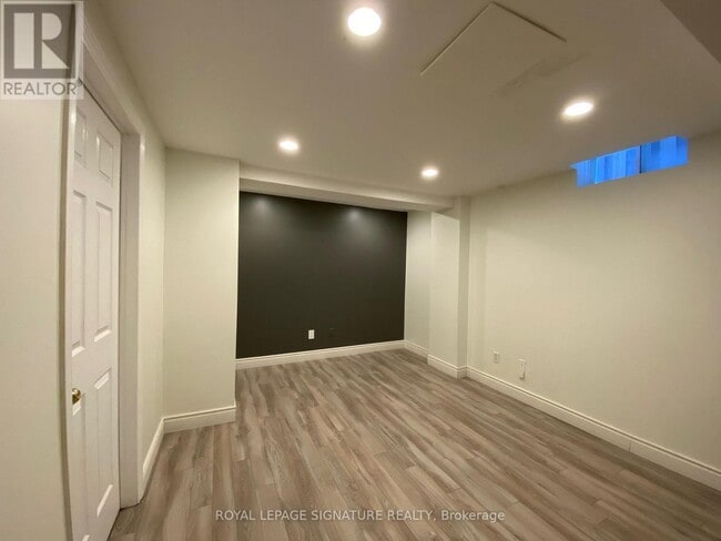 Building Photo - 3086 Lavenham Pl