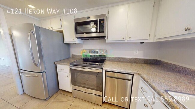 Foto del edificio - 4121 Heron Way