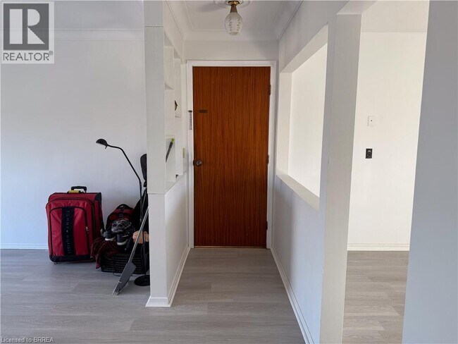 Photo du bâtiment - 36 Graham Ave