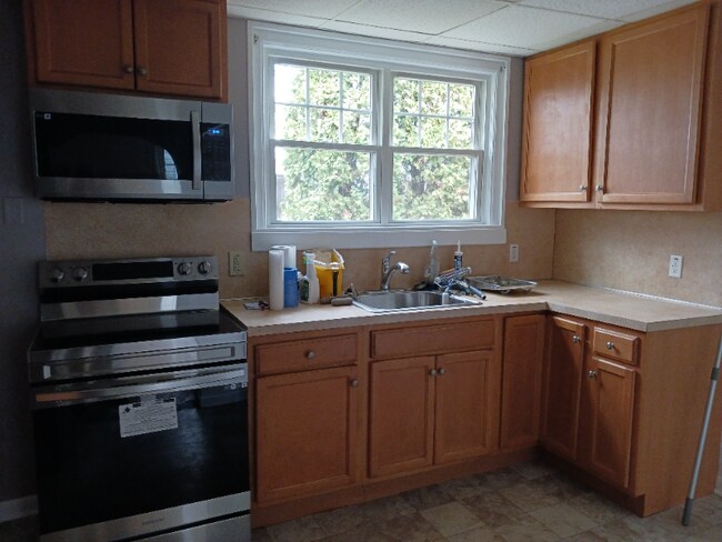 Building Photo - 607 Beaver Valley Pike