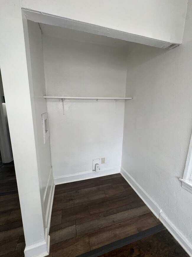 Foto del edificio - 938 Booker Ave