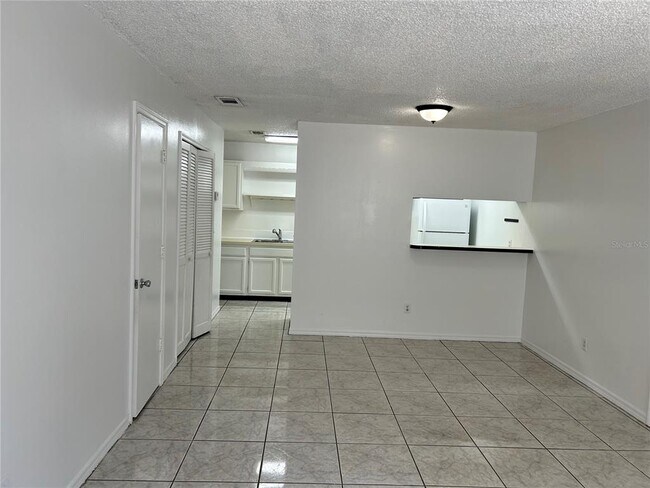 Foto del edificio - 505 Tanoak Ct