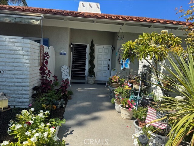 Foto del edificio - 2037 Via Mariposa E