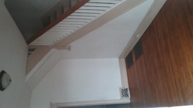 Foto del edificio - 709 Monroe St