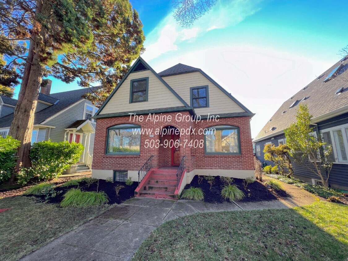 Foto principal - Charming Hosford-Abernathy Home!