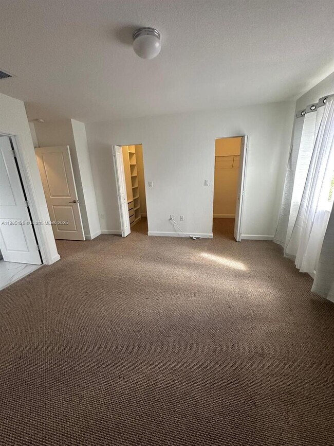 Foto del edificio - 1238 NW 4th Ln