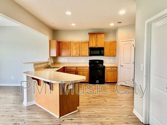 Foto del edificio - 2703 Candlewick Ct