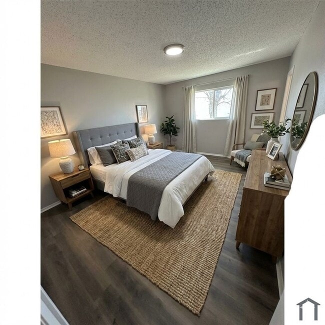 Foto del edificio - 8301 View Ridge Dr