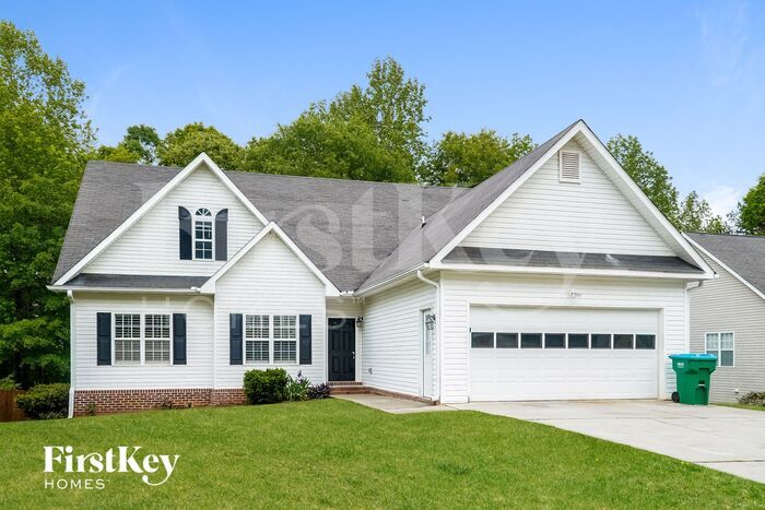 Foto principal - 210 James Allen Pl