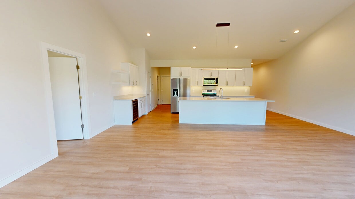 Photo - Camden Woods Apartments