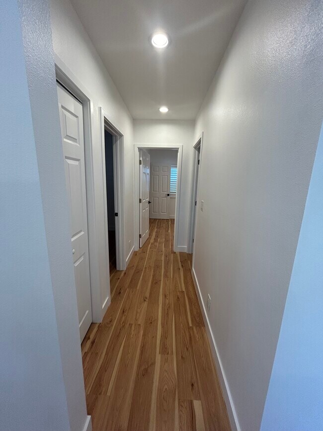 Foto del edificio - 3581 E 54th St