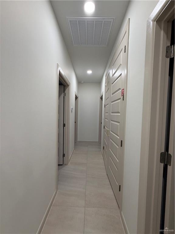 Building Photo - 14 Dragonfly St