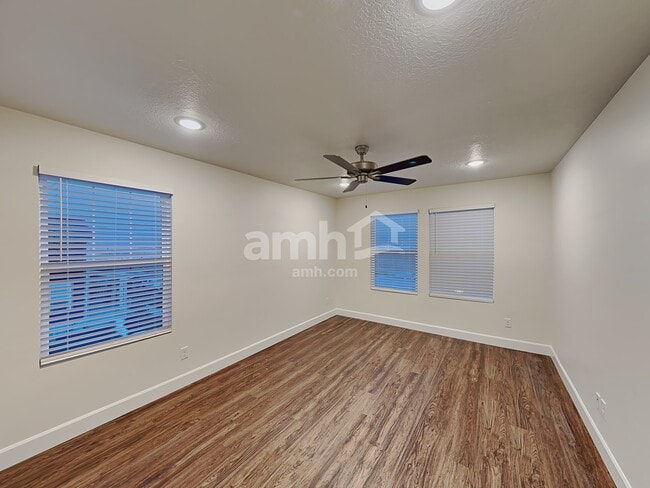 Building Photo - 6008 S Jordan Pkwy W