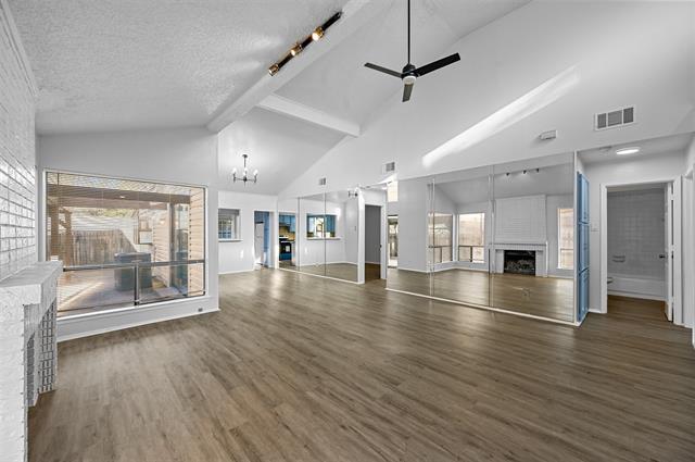 Foto del edificio - 522 Hunters Glen St