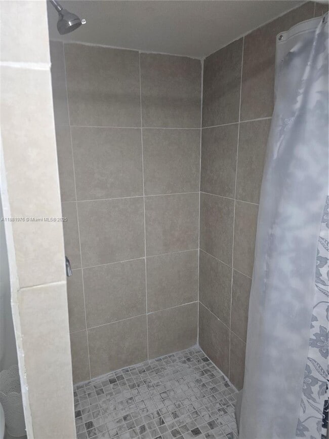 Foto del edificio - 1222 NW 20th Ct