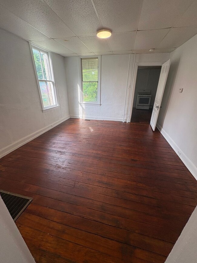 Building Photo - 2 Bedrooms coming soon in York City SD