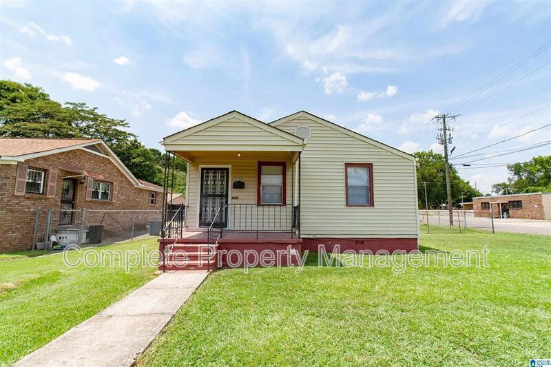 Foto del edificio - 1756 Alemeda Ave SW