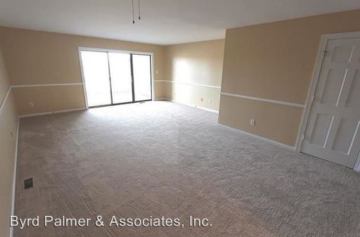 Building Photo - 4006 Fairway Lakes Dr