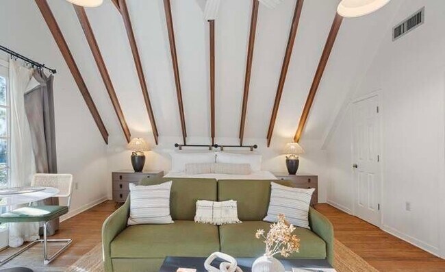 Foto del edificio - 1115 St Ann St