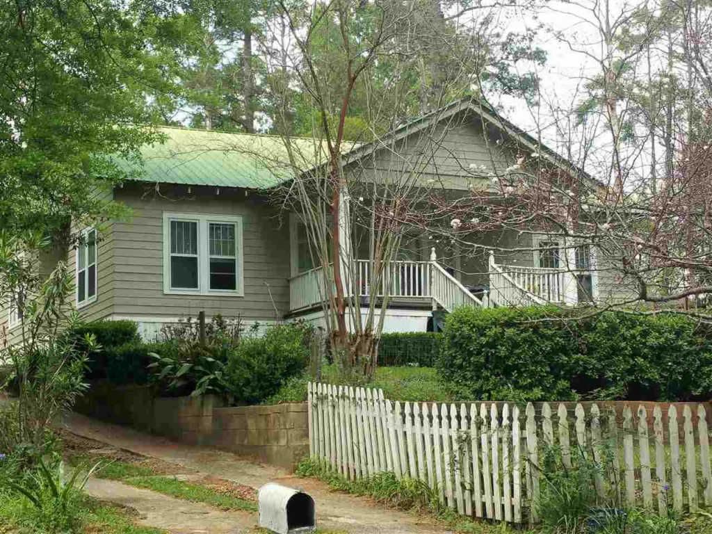 Primary Photo - 418 Satsuma Rd