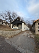 Building Photo - 103 N Francis St