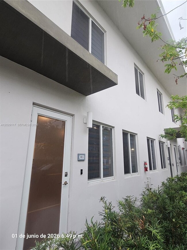 Building Photo - 6453 NW 102nd Path