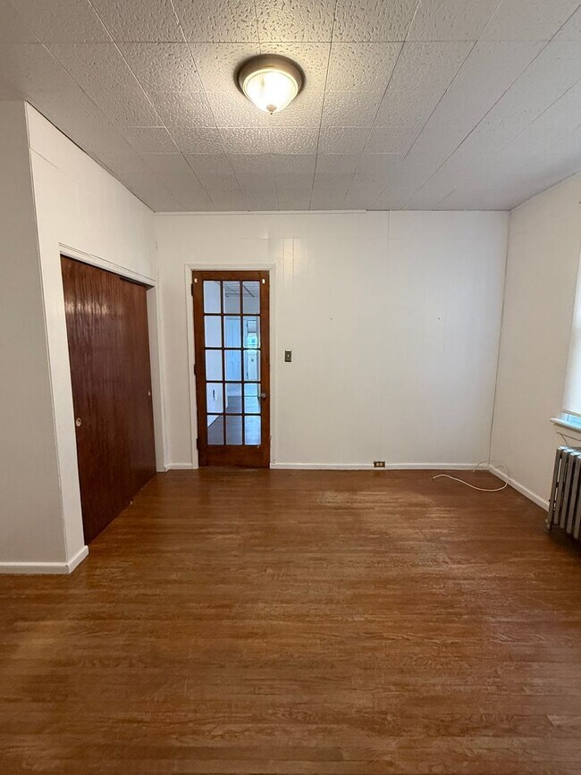 Foto del edificio - 114 W Harrisburg Ave