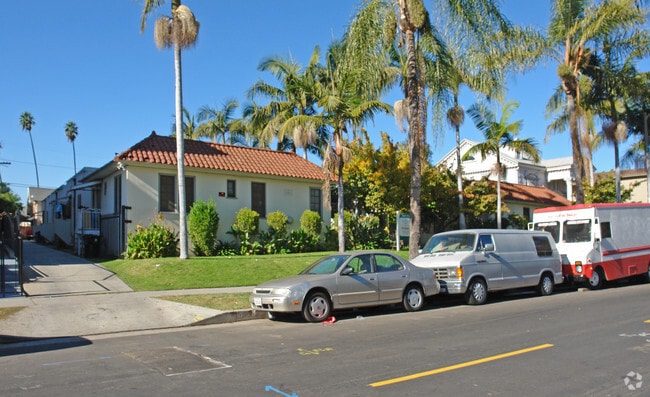 Building Photo - 1165-1175 S Norton Ave