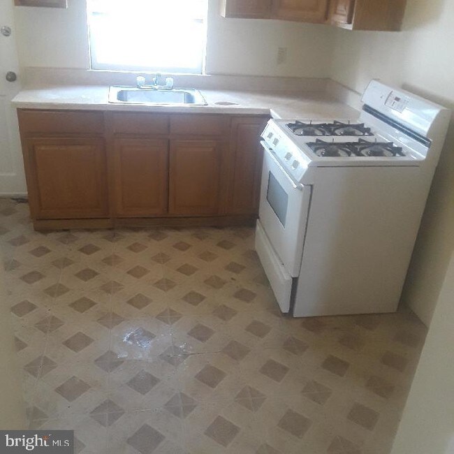 Foto del edificio - 605 E Willard St