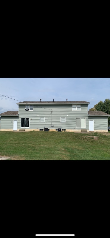 Building Photo - 702 Colebrook St