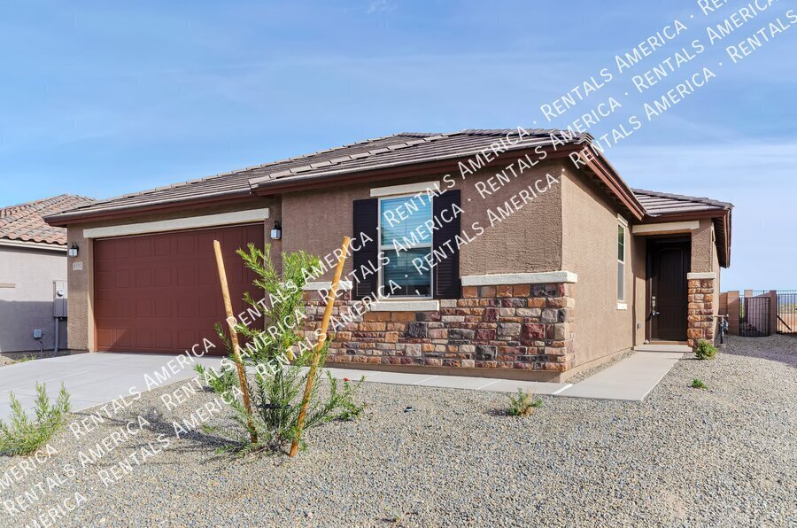 Primary Photo - 8905 E Pantano Bluff Dr