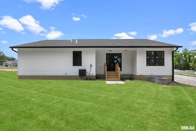 Foto del edificio - 813 WILLIAMS Way