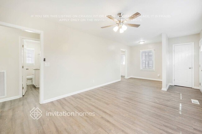 Foto del edificio - 719 N Walnut St