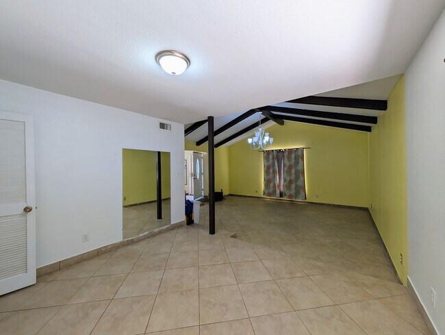 Foto del edificio - 3848 W North Ln