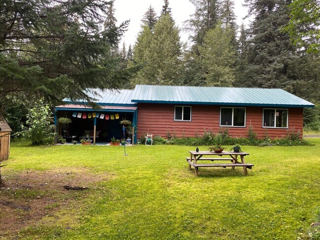 Building Photo - 1304 4th Ave