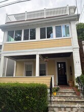 Building Photo - 22 Taft Hill Terrace
